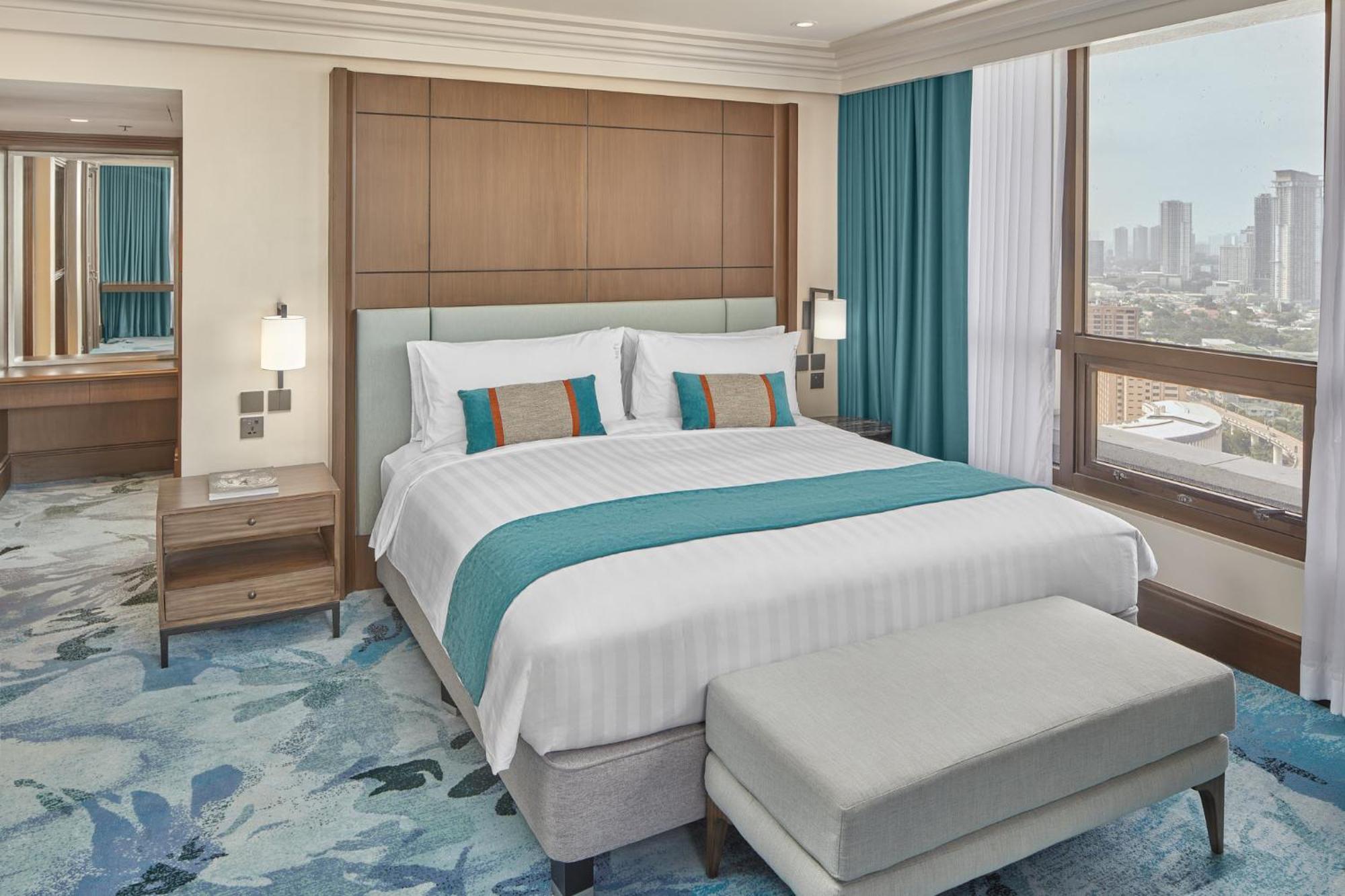 Hotel & Manila Galleria By Ihg Pasig City