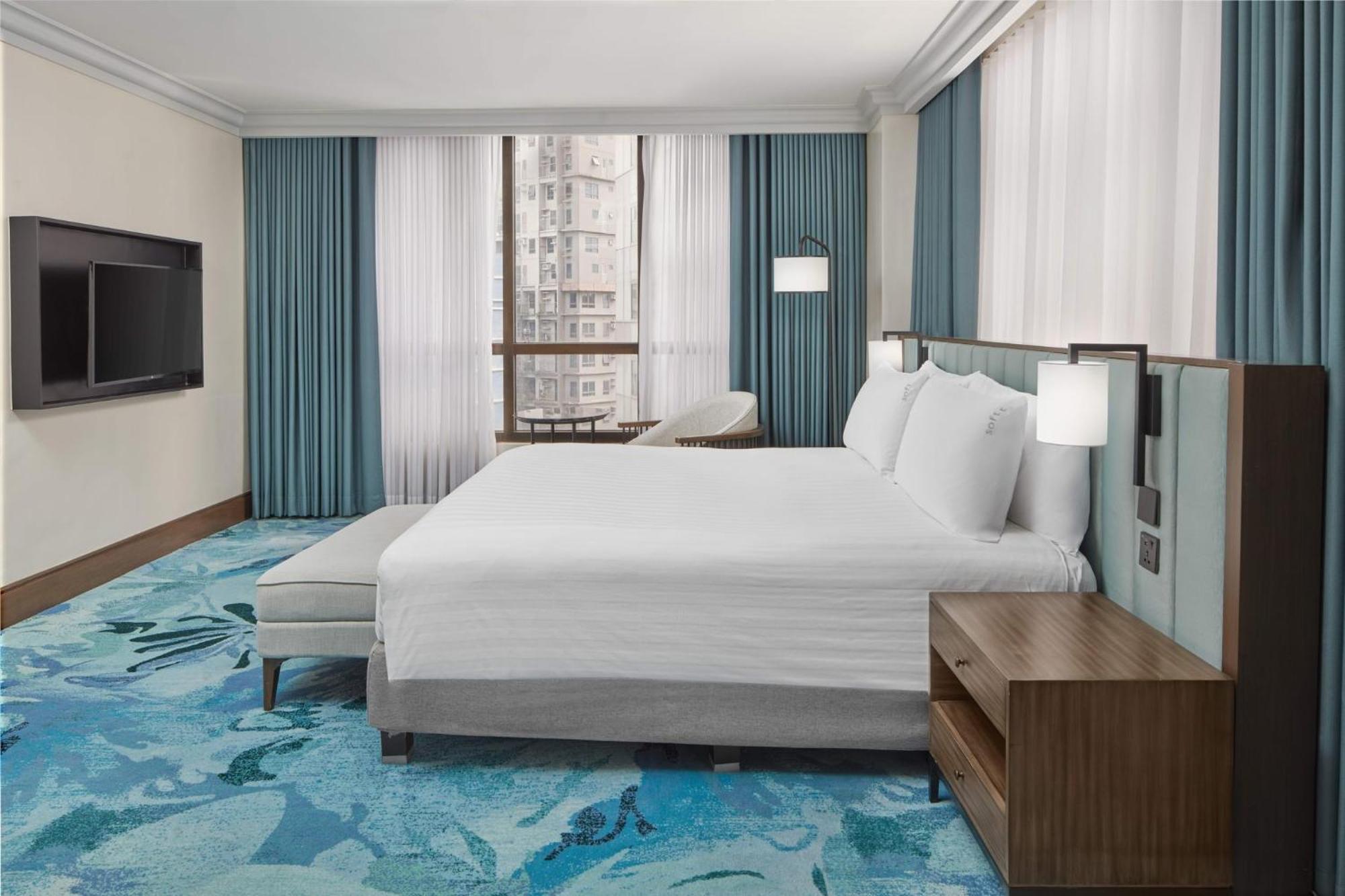 & Manila Galleria By Ihg 4*